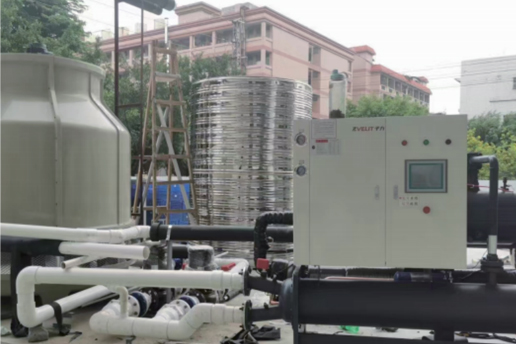 注塑行業(yè)選水溫機(jī)還是油溫機(jī)？哪個(gè)更好？